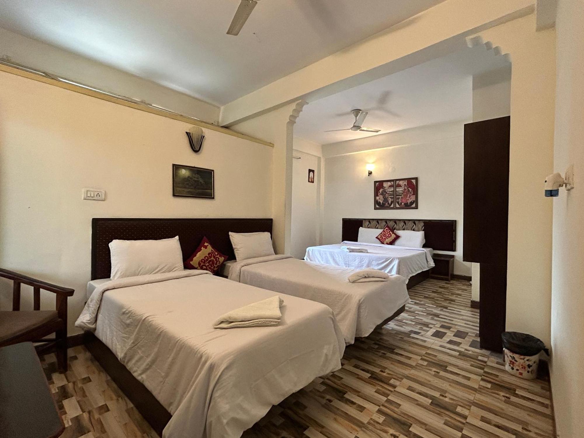 Max Guest House Agra  Exteriör bild